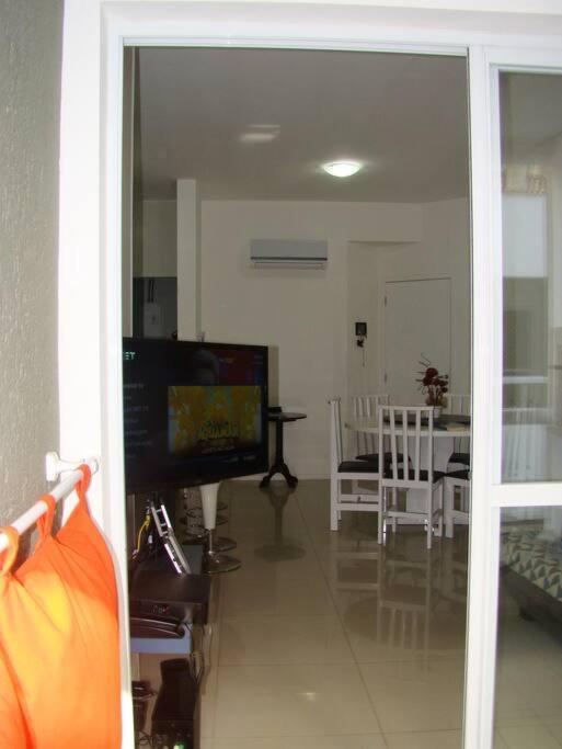 Deixe A Energia Fluir E Contaminar Suas Ferias. Apartamento *